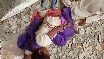 Softcore Kissing And Sensual Doggystyle Positions In Indian Porn