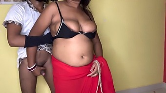 Indian Plus-Size Model Kamvali Bay In Action