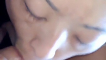 Stunning Mature Lady Gives A Mind-Blowing Oral Pleasure