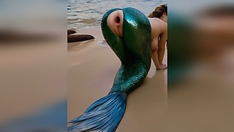 A Stranger Vigorously Penetrates A Mermaid'S Tight Asshole On The Beach
